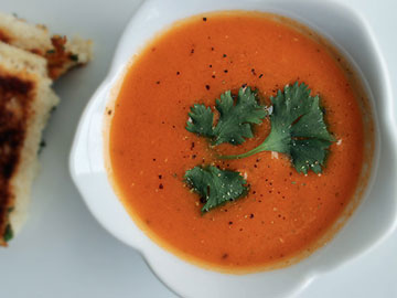 Receta de sopa de tomate india